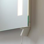 Spogulis ar kontaktligzdu - Image 3