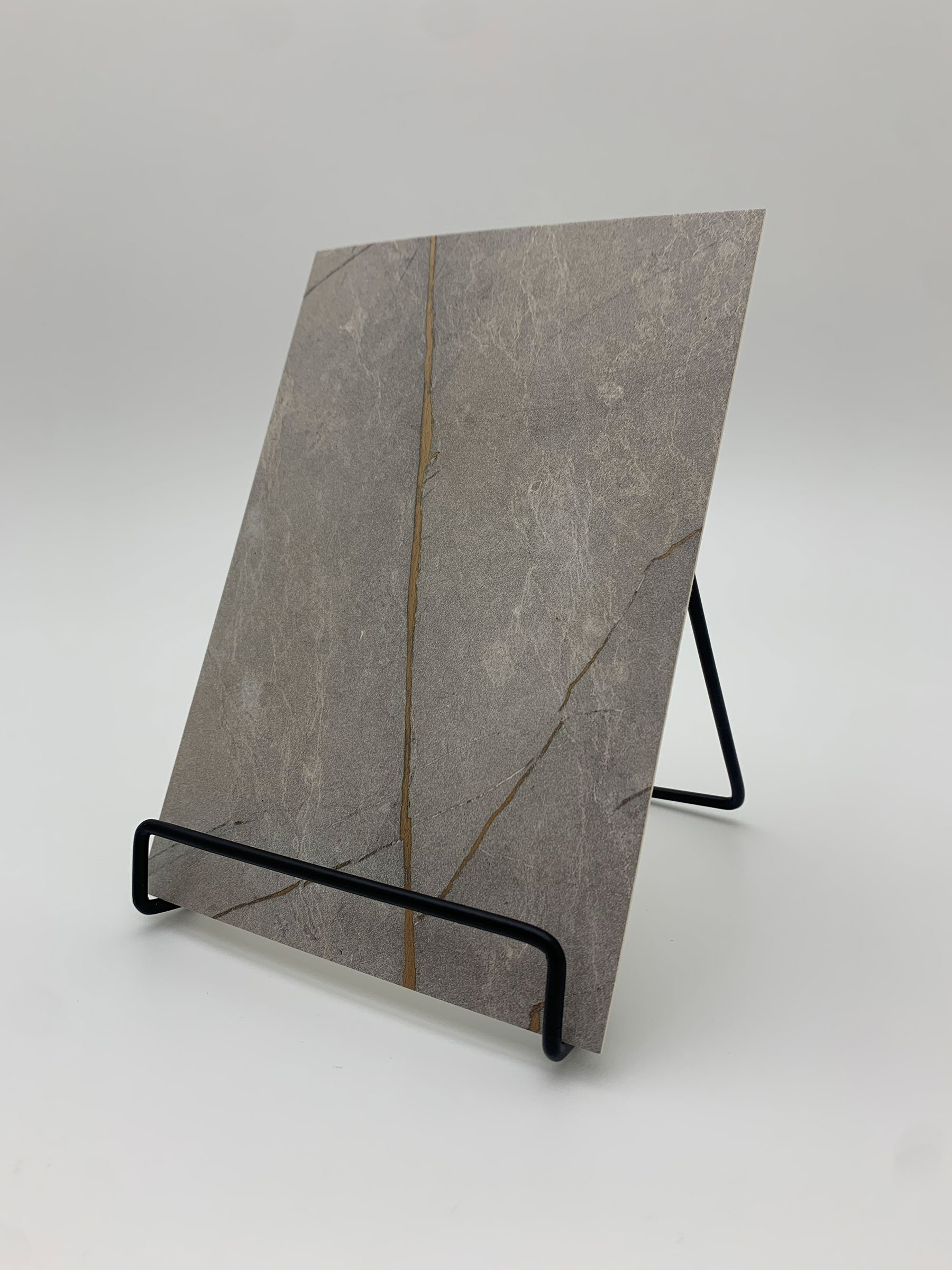 DM-LIMESTONE-Grey-Nature_Aufsteller DM LIMESTONE Grey - Image 1
